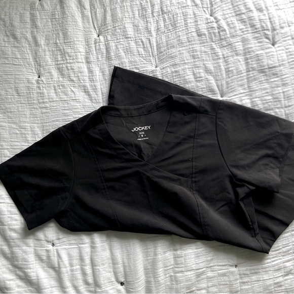 Jockey Women’s Black Scrub Top- Size Small - Picture 1 of 2